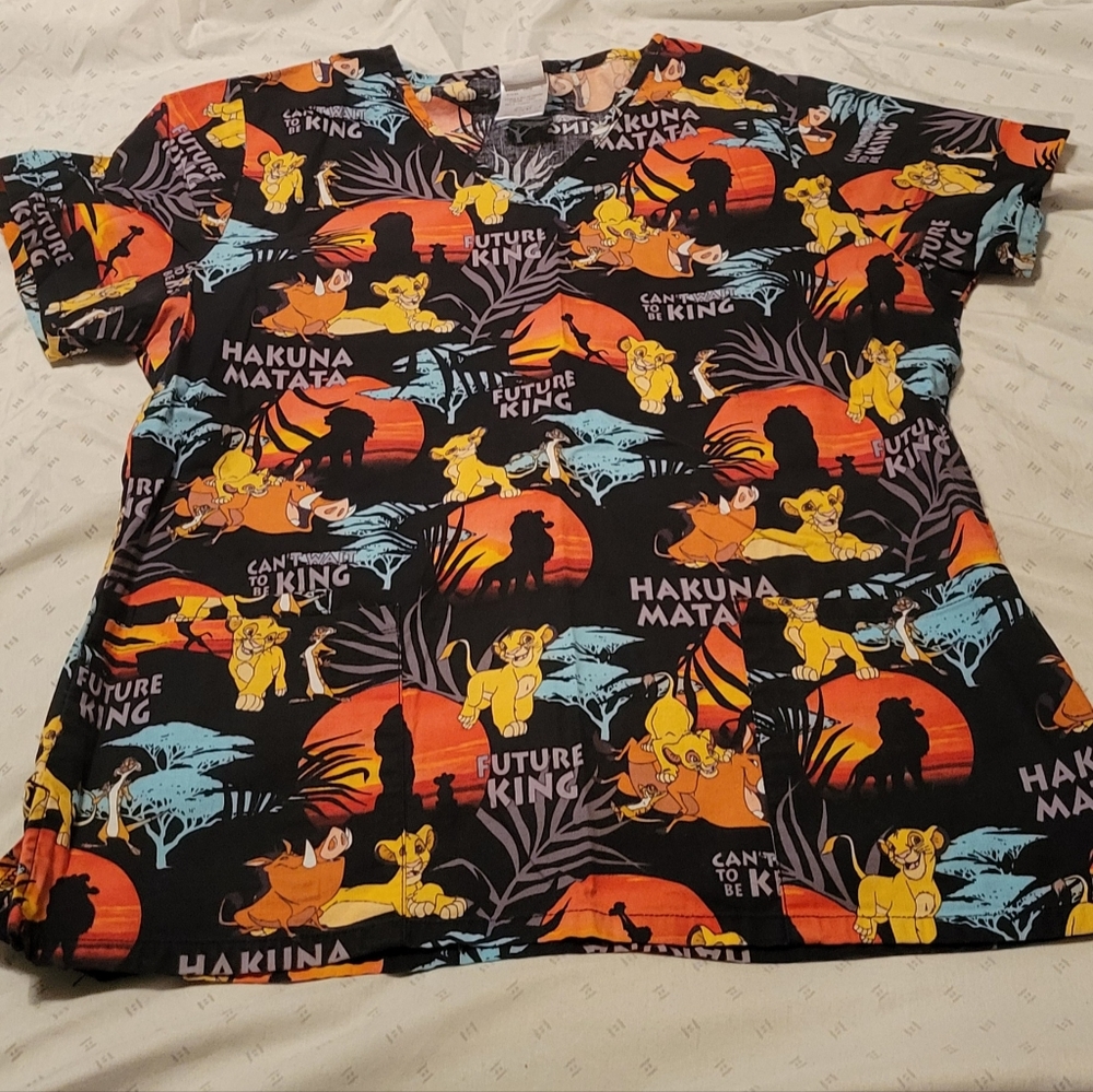Disney Lion King scrub top